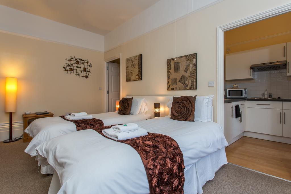 The Guesthouse East Истборн Екстериор снимка