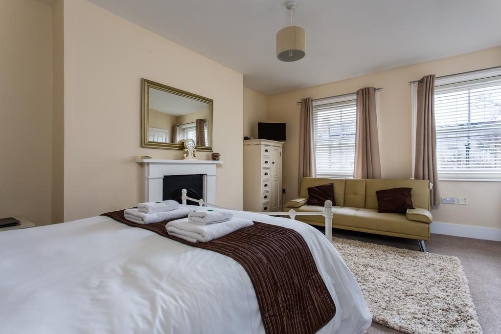 The Guesthouse East Истборн Екстериор снимка