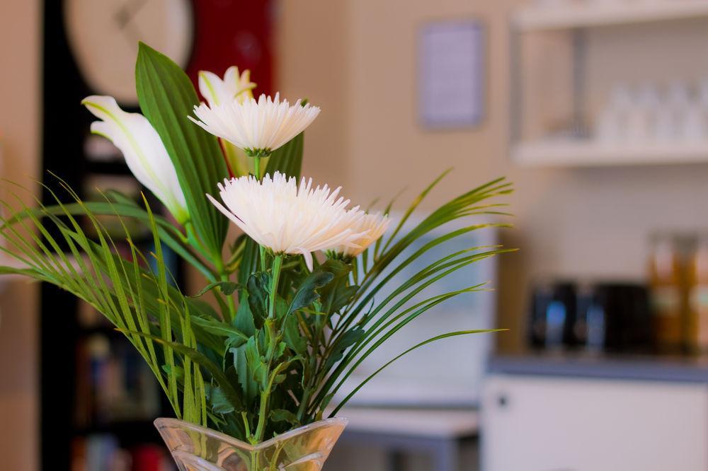The Guesthouse East Истборн Екстериор снимка
