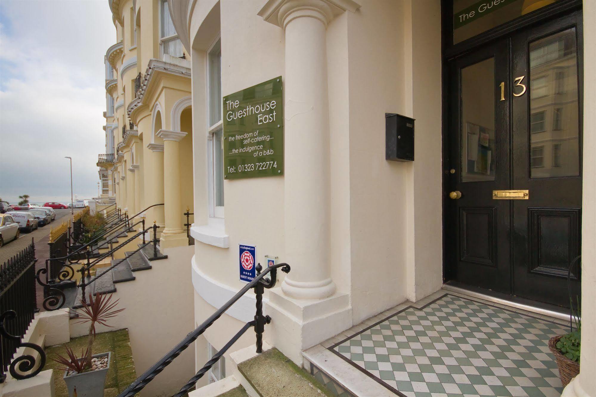 The Guesthouse East Истборн Екстериор снимка